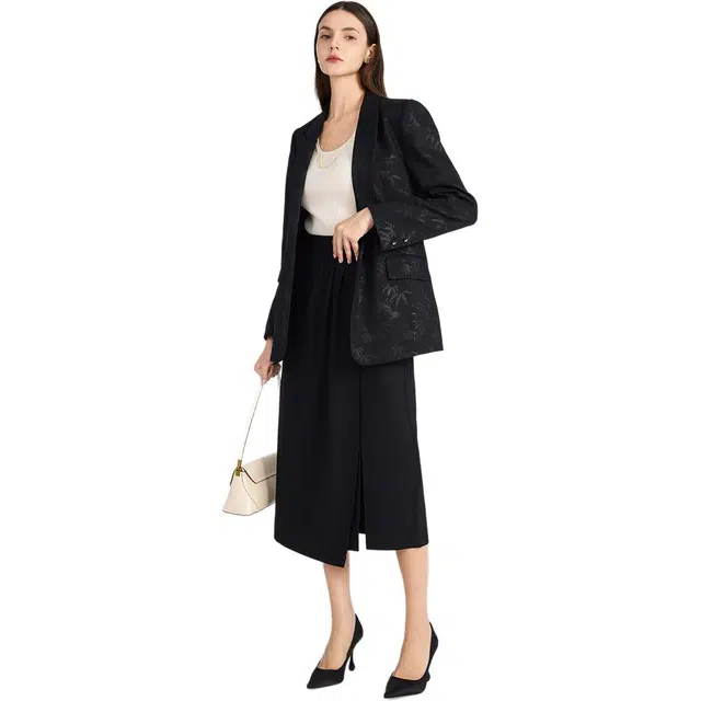 NINE WEST