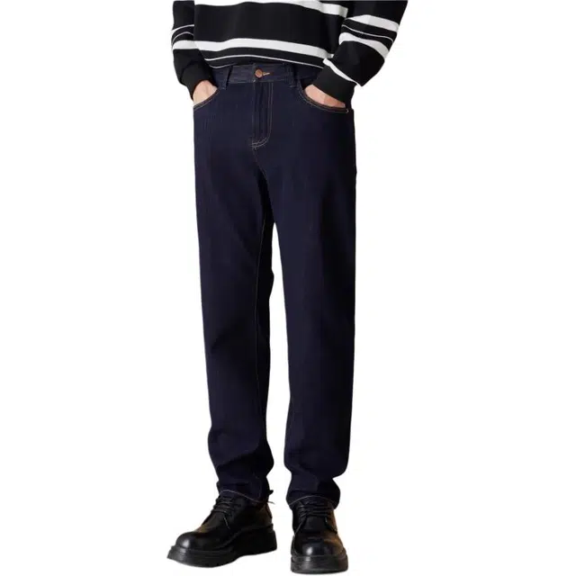 Lee Cooper
