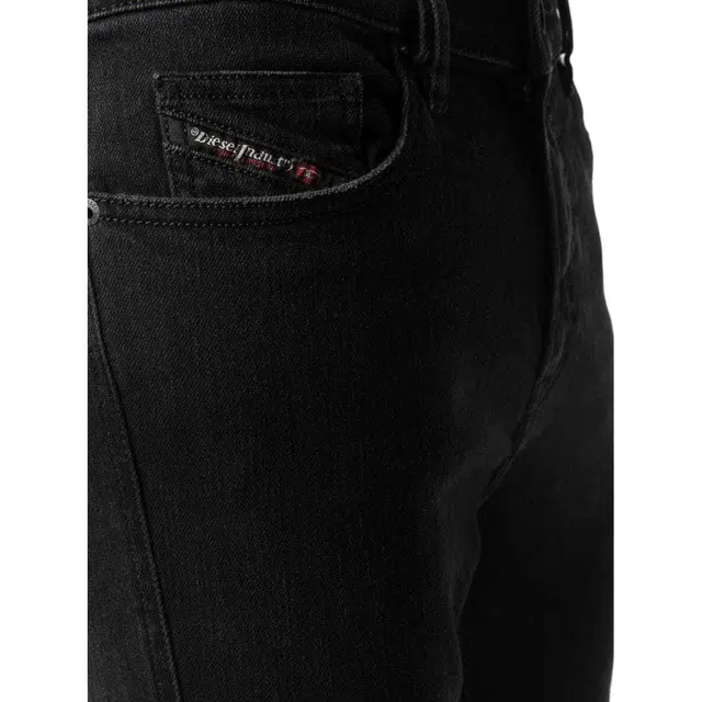 DIESEL FW22