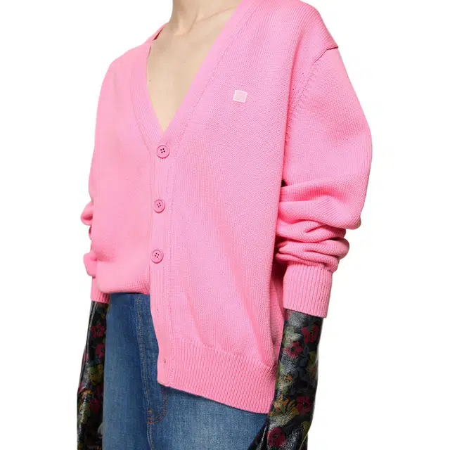 Acne Studios SS25 V