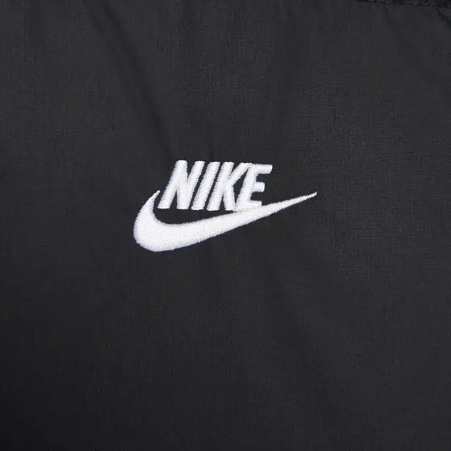 Nike Sportswear CLUB THERMA-FIT Logo