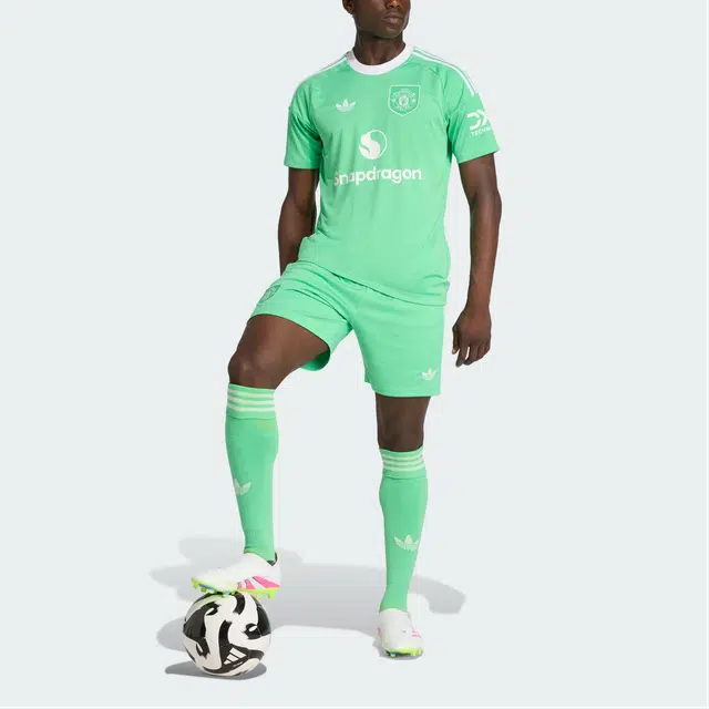 adidas originals Manchester FW25 UNITED 2526 THIRD GOALKEEPER logo