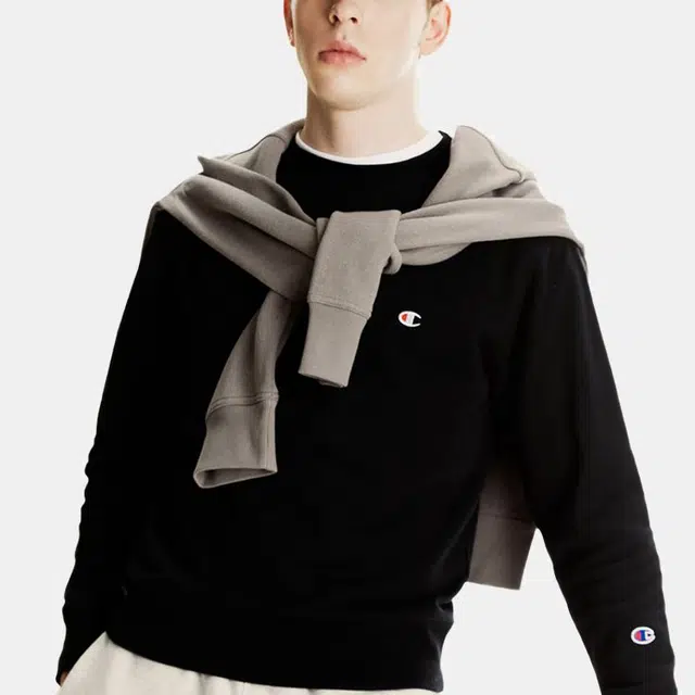 Champion Classic Embroidered Crewneck Sweatshirt