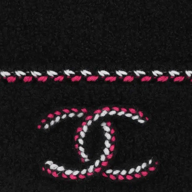 CHANEL -