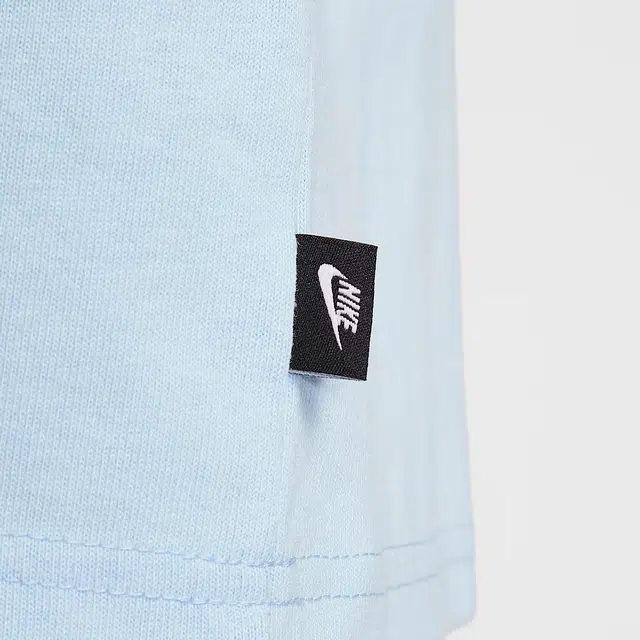 Nike Sportswear SS25 PremiumEssentialsT