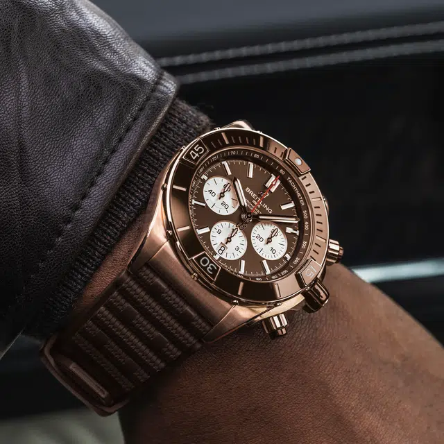 BREITLING 200 44mm RB0136E31Q1S1