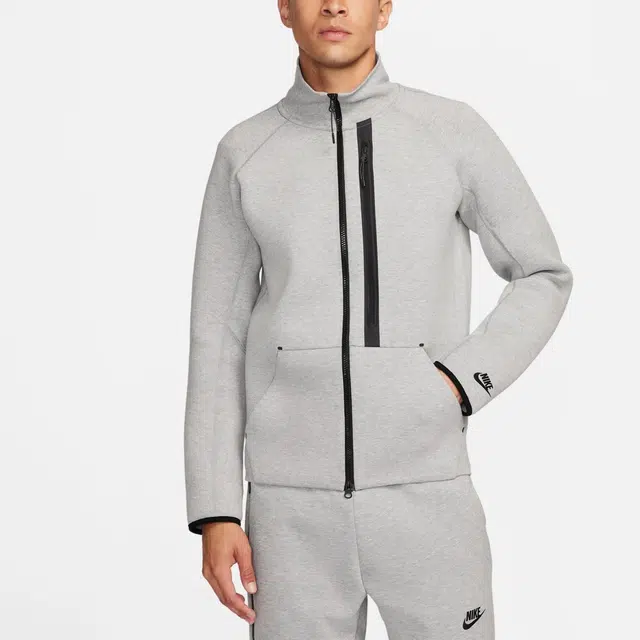 Nike Tech Fleece