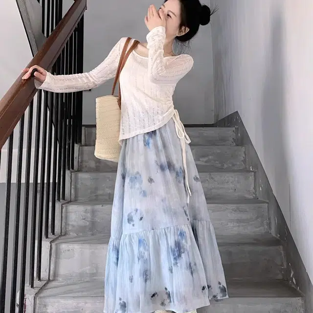 黛尔佳人 法式不规则扎染连衣裙抽绳罩衫针织上衣裙装套装 女款