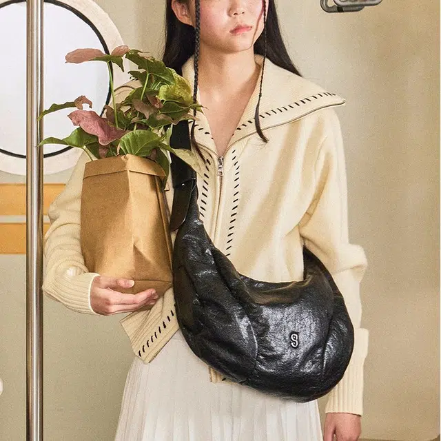 古良吉吉 流浪款设计 牛皮革 棒球包单肩包斜挎包 中号 女款 黑色/白色/棕色/灰色