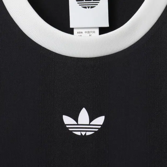 adidas originals ADICOLOR SS25 JACQUARD JERSEY T