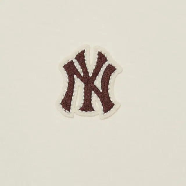 MLB T