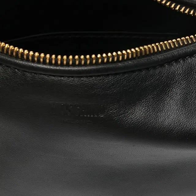 MOSCHINO