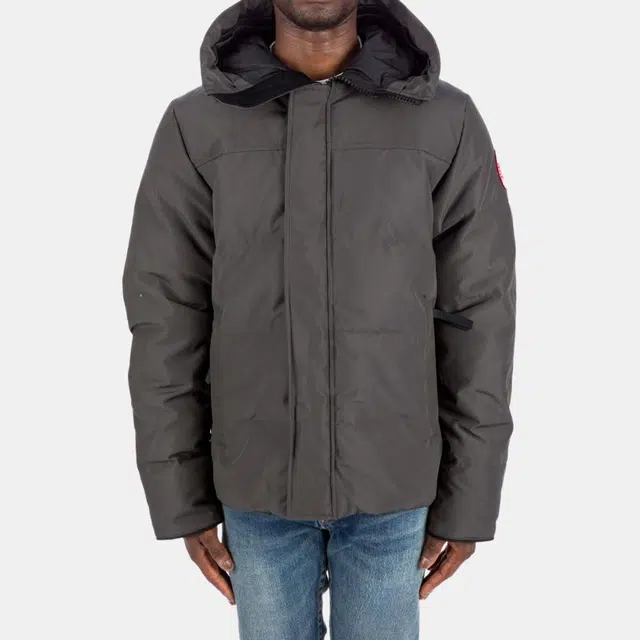 Canada Goose FW22 MacMillan Logo