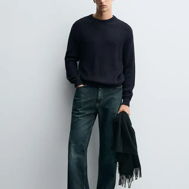 ZARA Ribbed Crewneck Sweater