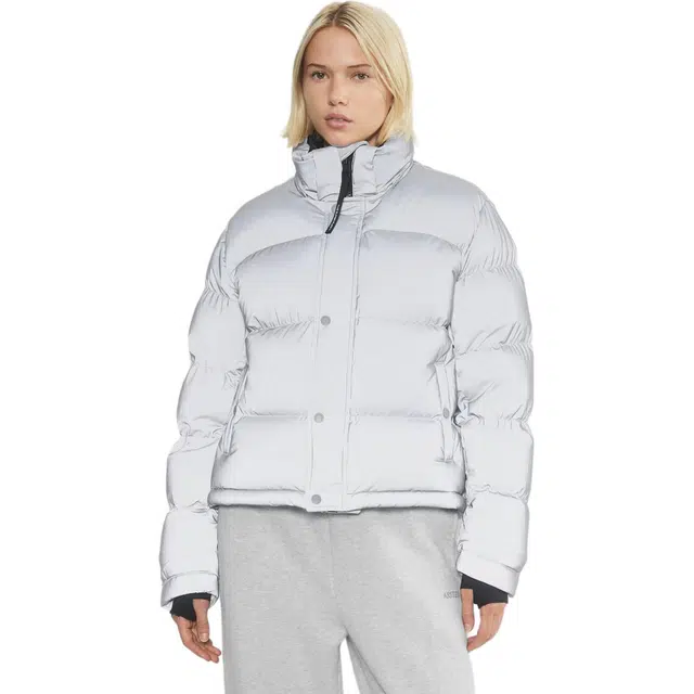 ARITZIA Super Puff Hi-Vis Reflective Shorty 4