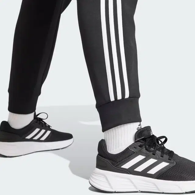 adidas Future Icons 3-Stripes Regular Pants