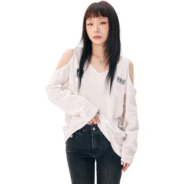 CHUU T