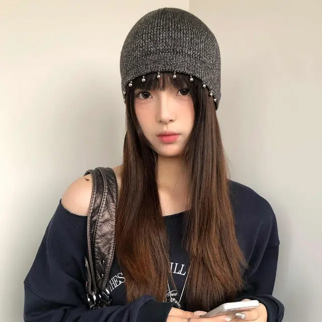 【辣妹甜酷~秋冬必备】 攸委 韩系金属挂珠包头毛线帽子女冬季保暖护耳帽 针织 时尚潮流显瘦百搭显脸小套头冷帽潮 女款