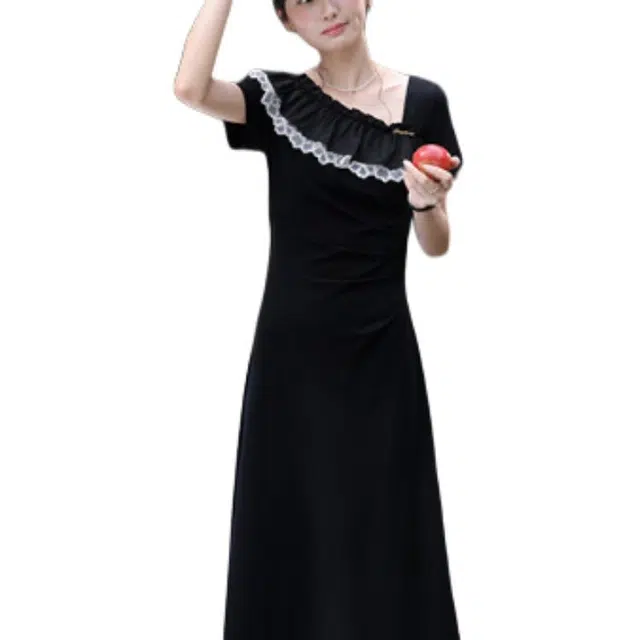 鹿向南 法式气质设计感黑色荷叶边纯色常规斜领自然腰短袖连衣裙 女款