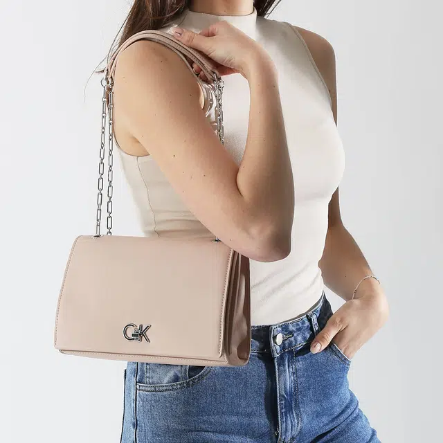 CALVIN KLEIN