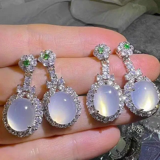 识恩 冰清玉洁表白神器太阳花新中式国潮 宫廷古风水滴 招财转运 上岸平安 笑口常开 小众设计 轻奢高级#好运 玉髓 耳环 女款