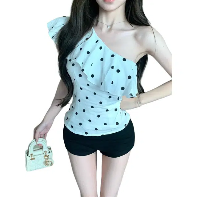 chic T