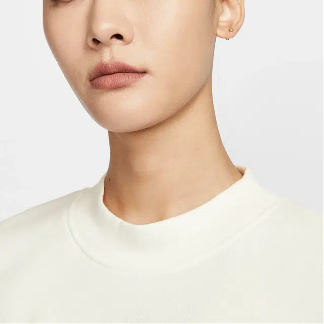 Nike Sportswear NSW COLLECTION logo
