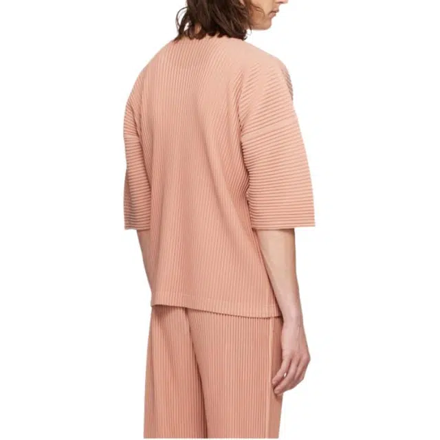 ISSEY MIYAKE T
