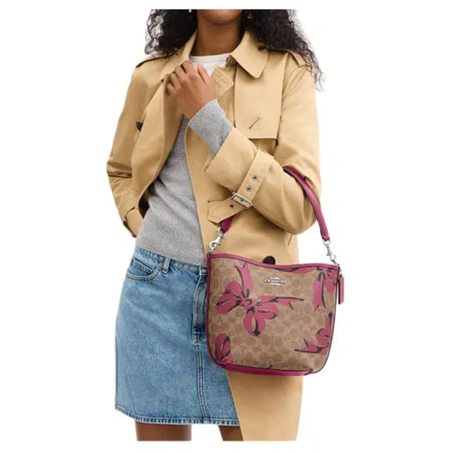 COACH City 17