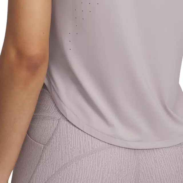 Under Armour Launch Elite T