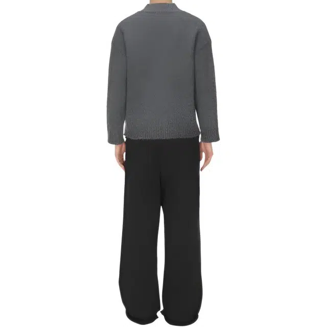 entire studios FW25 V