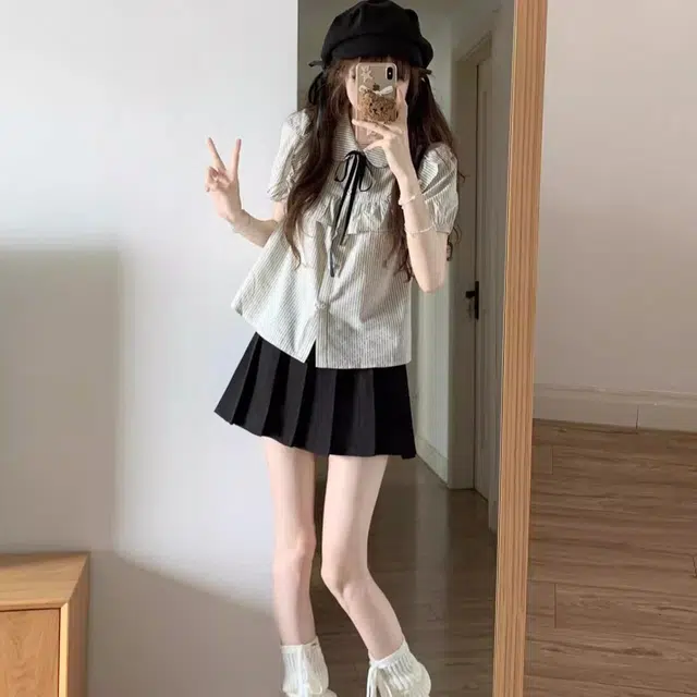花蔓色 学院风甜美气质短袖衬衣荷叶边泡泡袖两件套裙装套装 女款