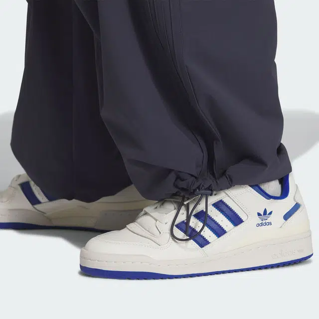 adidas Originals Parachute Trousers M