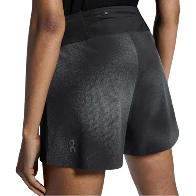 On Running Shorts Lumos