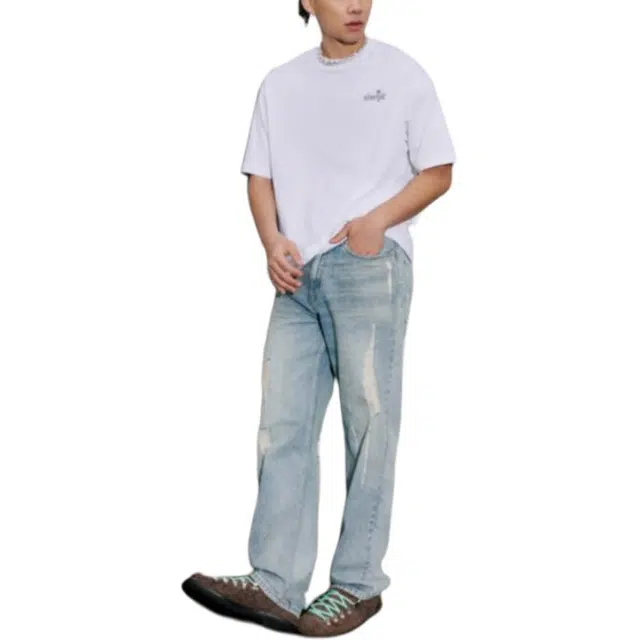 levis T