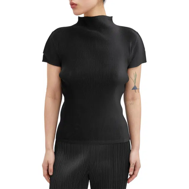 PLEATS PLEASE ISSEY MIYAKE T