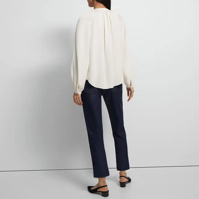THEORY SS22 V