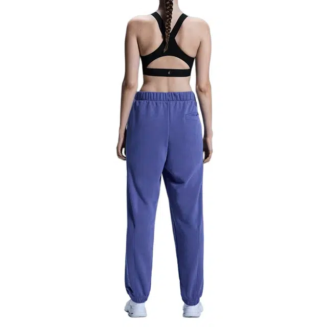On Club Pants