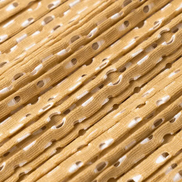 PLEATS PLEASE ISSEY MIYAKE