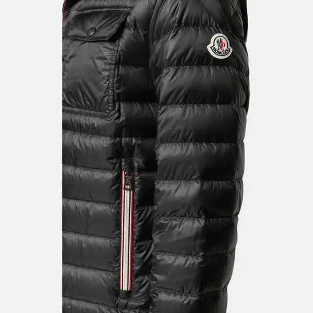 Moncler SS22 Logo