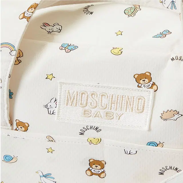 MOSCHINO
