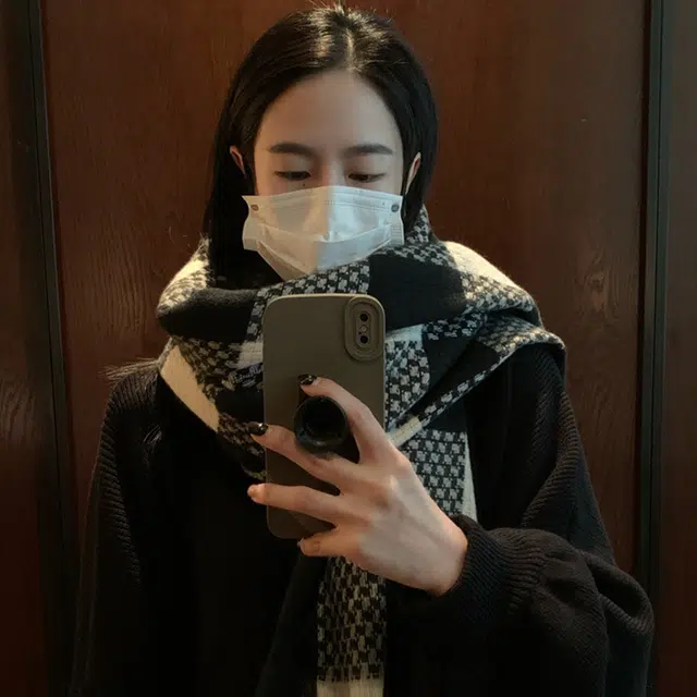 木林森 复古流苏格子保暖针织仿羊绒 绒线围巾 男女同款情侣款
