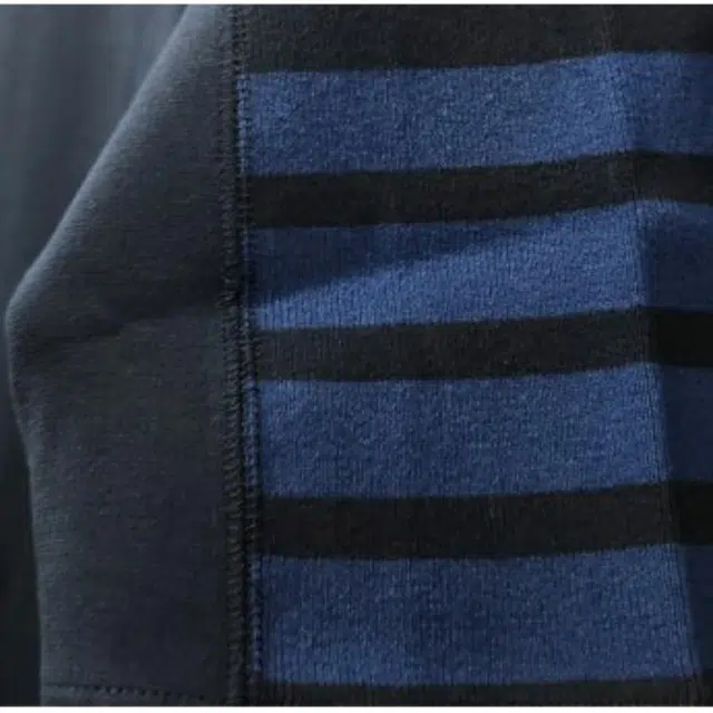THOM BROWNE T