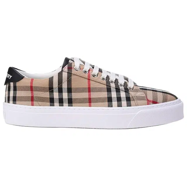 Burberry Vintage
