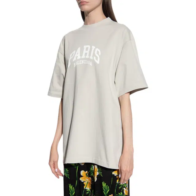 Balenciaga T