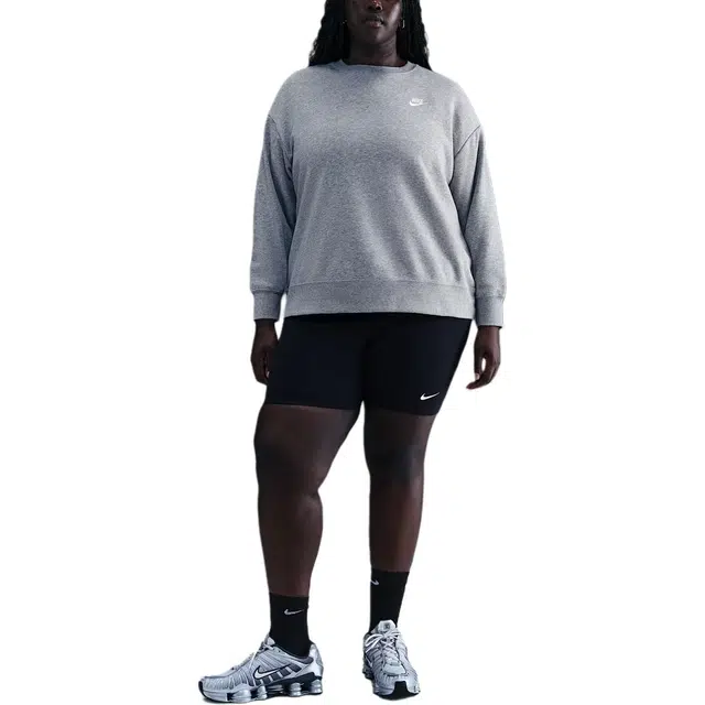 Nike Sportswear Club FW25 Fleece logo