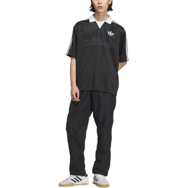 adidas originals LogoT