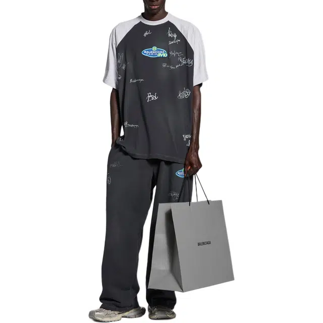 Balenciaga FW25 T