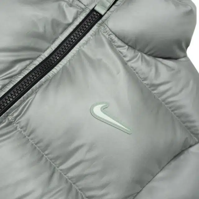Nike x Nocta SUNSET PUFFER Logo
