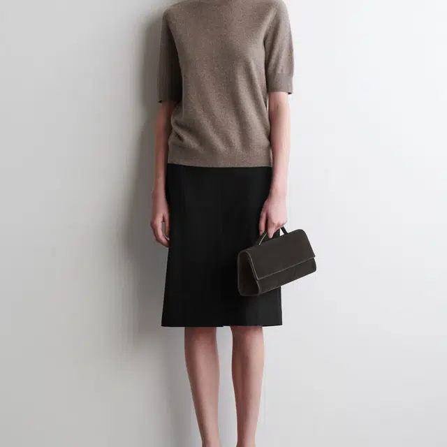COS GALLERY